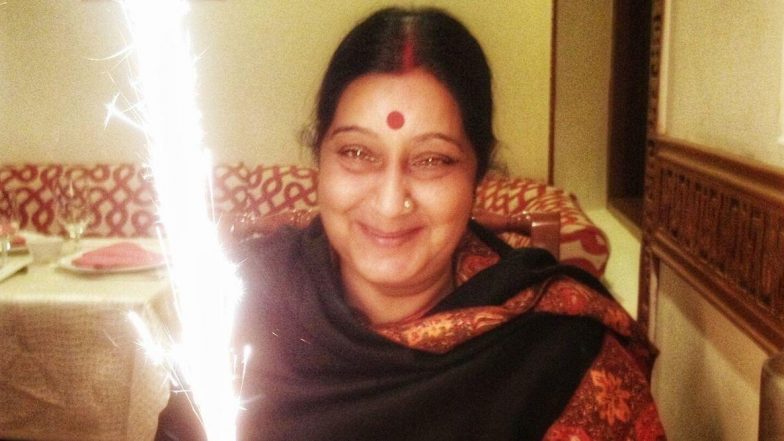 Sushma Swaraj 68th Birth Anniversary: सुषमा स्वराज की 68 वीं जयंती पर पति स्वराज कौशल, पीएम नरेंद्र मोदी, अमित शाह और अन्य नेताओं ने दी श्रद्धांजलि