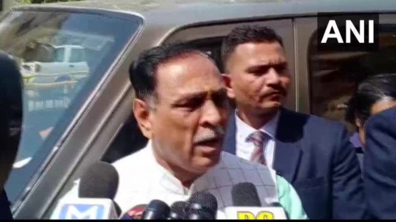 गुजरात: भुज में प्रिंसिपल द्वारा छात्राओं के अंडरगार्मेंट उतरवाने का मामला, सीएम विजय रुपाणी ने जारी किए सख्त कार्रवाई के आदेश