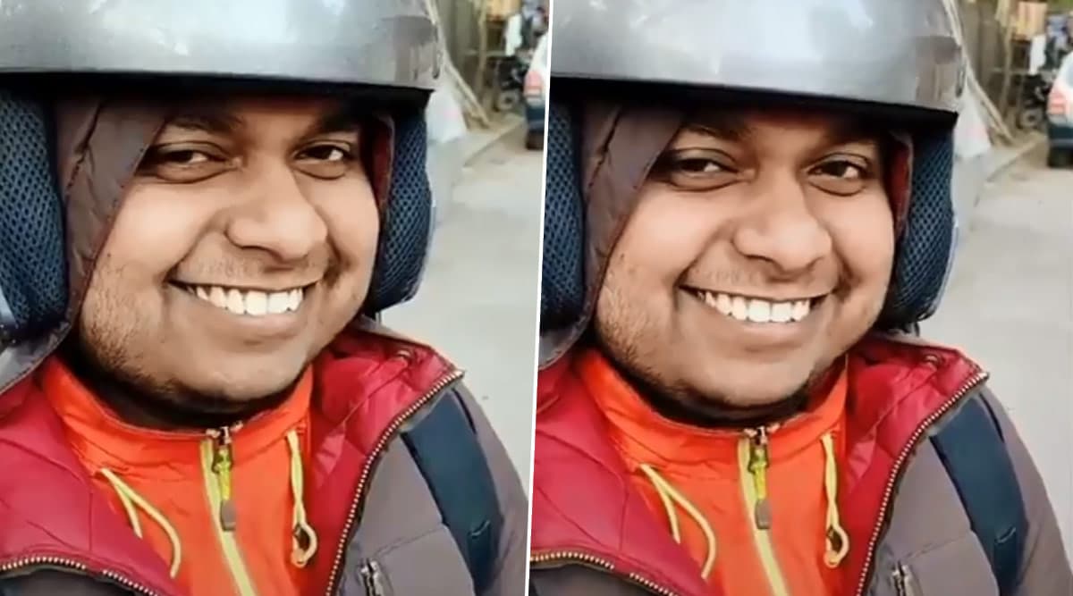 Zomato के डिलीवरी बॉय ने मचाया सोशल मीडिया पर तहलका, कंपनी के Twitter DP पर सोनू की तस्वीर देख उसकी मुस्कान के दीवाने हुए लोग Zomato के डिलीवरी बॉय ने मचाया सोशल मीडिया पर तहलका, कंपनी के Twitter DP पर सोनू की तस्वीर देख उसकी मुस्कान के दीवाने हुए लोग