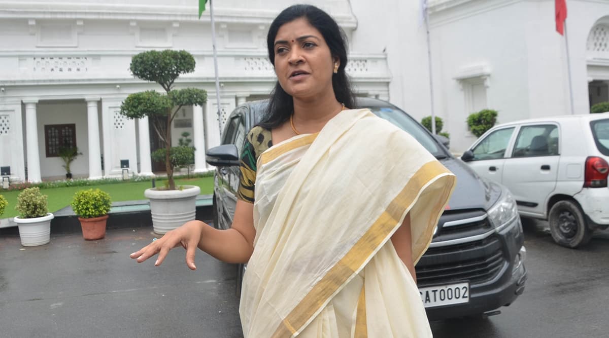 दिल्ली विधानसभा चुनाव परिणाम 2020: अलका लांबा चांदनी चौक सीट से रुझानों में पीछे, आप उम्मीदवार प्रहलाद सिंह साहनी आगे दिल्ली विधानसभा चुनाव परिणाम 2020: अलका लांबा चांदनी चौक सीट से रुझानों में पीछे, आप उम्मीदवार प्रहलाद सिंह साहनी आगे