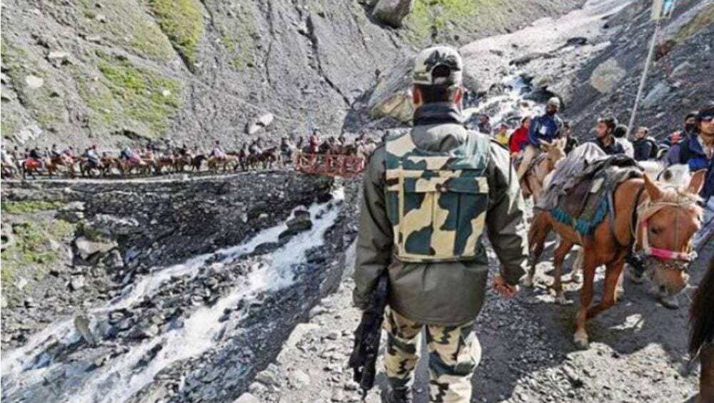 Amarnath Yatra: बाबा अमरनाथ की यात्रा 23 जून से होगी शुरू, 42 दिन एक चलने वाली यात्रा 3 अगस्त को होगी खत्म Amarnath Yatra: बाबा अमरनाथ की यात्रा 23 जून से होगी शुरू, 42 दिन एक चलने वाली यात्रा 3 अगस्त को होगी खत्म