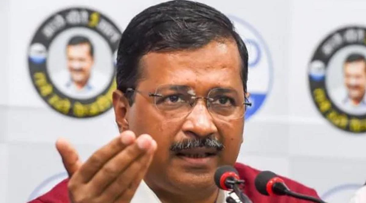 दिल्ली विधानसभा चुनाव 2020: अरविंद केजरीवाल को आचार संहिता के उल्लंघन के मामले में चुनाव आयोग ने भेजा नोटिस, वीडियो किया था शेयर दिल्ली विधानसभा चुनाव 2020: अरविंद केजरीवाल को आचार संहिता के उल्लंघन के मामले में चुनाव आयोग ने भेजा नोटिस, वीडियो किया था शेयर