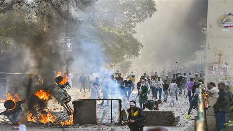 दिल्ली हिंसा: केंद्र सरकार ने मीडिया के लिए जारी की एडवाइजरी, कहा- हिंसा को बढ़ावा देने वाली चीजों को ना दिखाएं