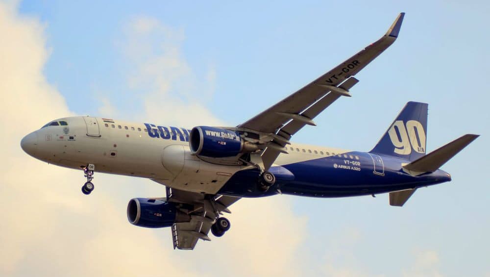GoAir विमान के यात्री बाल-बाल बचे, टेक ऑफ के दौरान दाहिने इंजन में लगी आग, अहमदाबाद से बेंगलुरु जा रही थी फ्लाइट GoAir विमान के यात्री बाल-बाल बचे, टेक ऑफ के दौरान दाहिने इंजन में लगी आग, अहमदाबाद से बेंगलुरु जा रही थी फ्लाइट