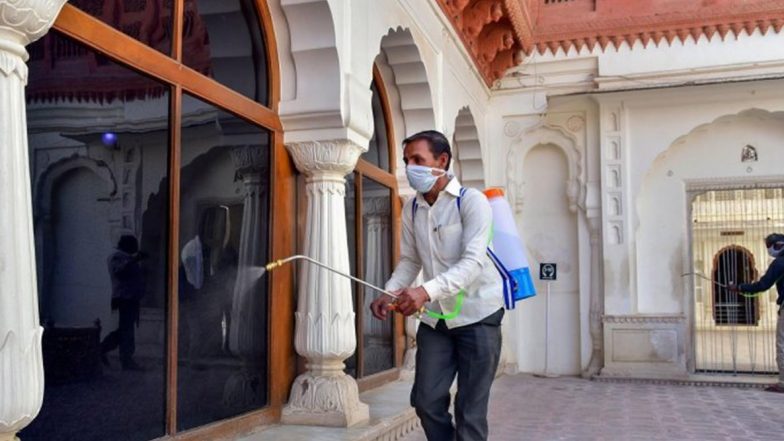कोरोना से देश में हाहाकार, केंद्र सरकार ने 31 मार्च तक 75 जिलों को किया लॉकडाउन