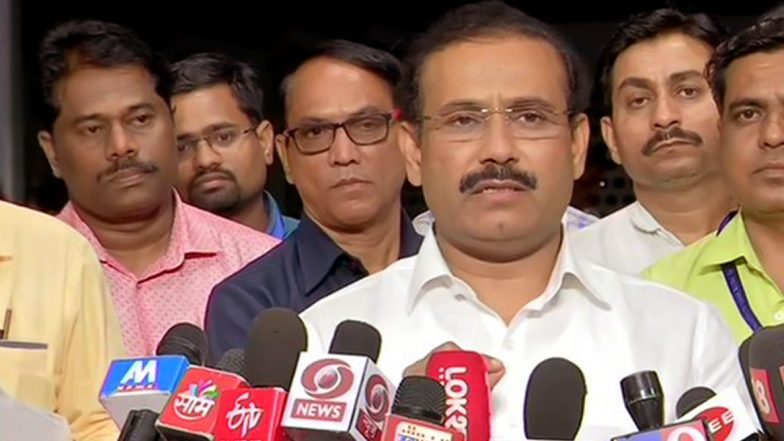 Maharashtra Lockdown: महाराष्ट्र में लग सकता है संपूर्ण लॉकडाउन, मंत्री राजेश टोपे ने सीएम उद्धव ठाकरे से किया अनुरोध