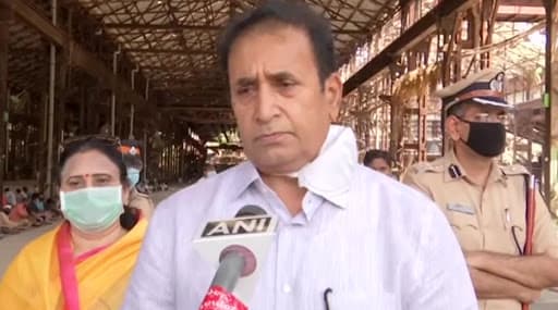 Coronavirus: महाराष्ट्र के गृह मंत्री अनिल देशमुख की चेतावनी, कहा- ‘अप्रैल फूल डे’ के दिन कोरोना को लेकर कोई झूठी अफवाह फैलाया तो होगी कानूनी कार्रवाई Coronavirus: महाराष्ट्र के गृह मंत्री अनिल देशमुख की चेतावनी, कहा- ‘अप्रैल फूल डे’ के दिन कोरोना को लेकर कोई झूठी अफवाह फैलाया तो होगी कानूनी कार्रवाई