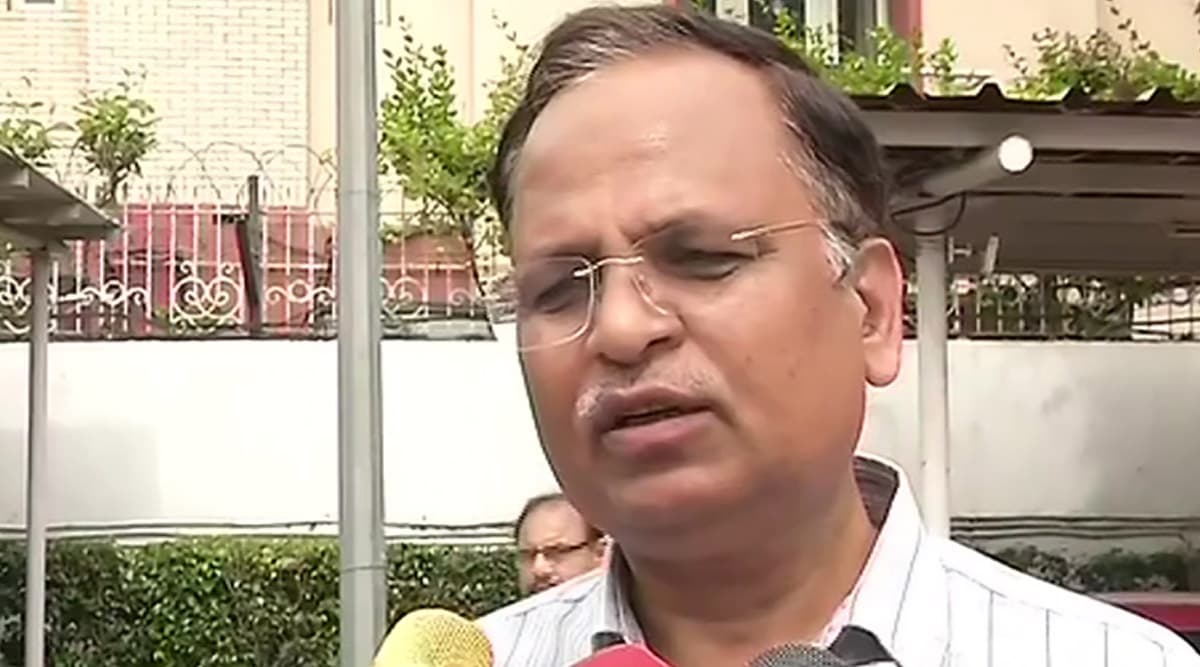 कोरोना वायरस से जंग: राजधानी दिल्ली में COVID-19 के 36 पॉजिटिव मामले, 800 लोगों को किया जा रहा क्वारंटाइन कोरोना वायरस से जंग: राजधानी दिल्ली में COVID-19 के 36 पॉजिटिव मामले, 800 लोगों को किया जा रहा क्वारंटाइन