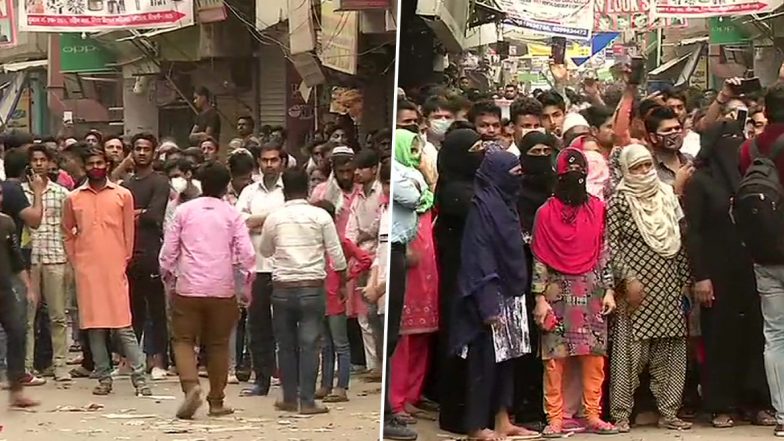 कोरोना वायरस: लॉकडाउन के बावजूद शाहीन बाग में जमा हुए लोग, आज सुबह प्रदर्शनकारियों से कराया गया था खाली