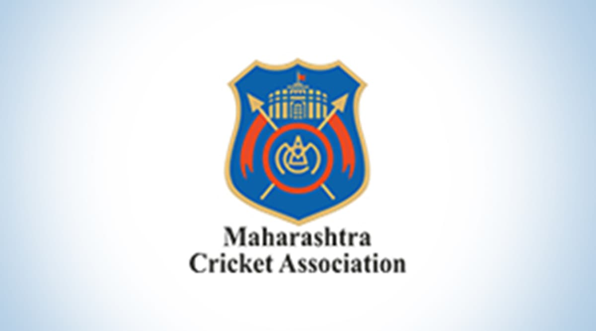 कोरोना के खिलाफ जंग के लिए MCA ने महाराष्ट्र सरकार को दिए 50 लाख रुपये कोरोना के खिलाफ जंग के लिए MCA ने महाराष्ट्र सरकार को दिए 50 लाख रुपये