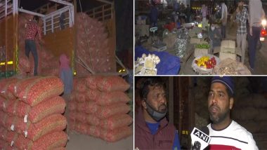 Coronavirus Lockdown: दिल्ली में लॉकडाउन बना थोक विक्रेताओं के लिए परेशानी का सबब, गाजीपुर सब्जी मंडी में नहीं आ रहे ग्राहक