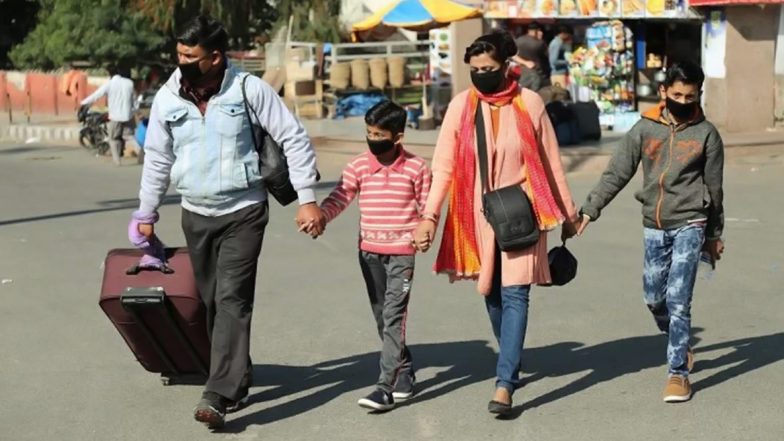 Maharashtra: कोरोना के कहर के बीच शादी समारोह में शामिल हुए 700 लोग, आयोजकों पर केस दर्ज
