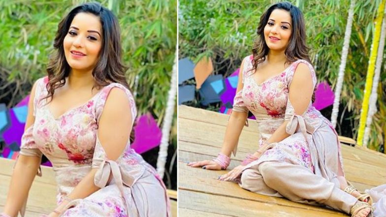 Monalisa Cute Photo: भोजपुरी स्टार मोनालिसा ने फिर मचाया इंटरनेट पर धमाल, सेक्सी पिंक सूट में शेयर की तस्वीरें