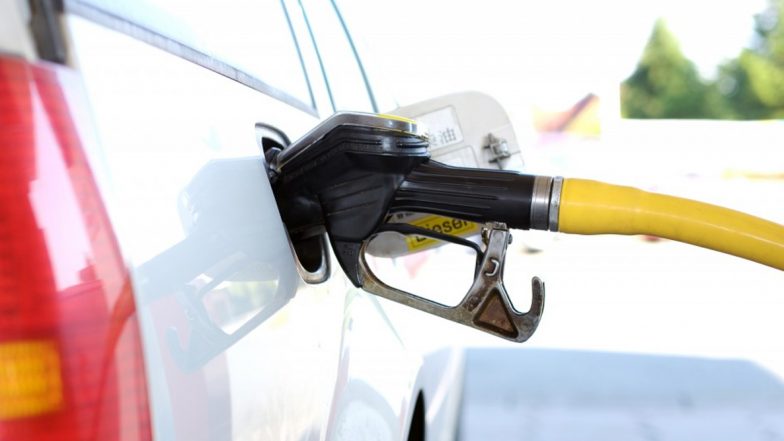 Petrol Diesel Price: मुंबई में आज फिर बढ़ा पेट्रोल-डीजल का भाव, जानिए अपने शहर में तेल की कीमत