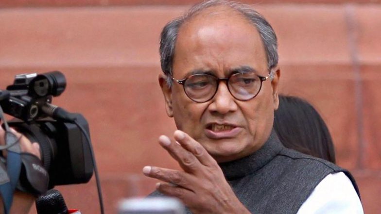 कांग्रेस के बागी विधायकों ने दिया दिग्विजय सिंह को झटका, मिलने से किया इनकार