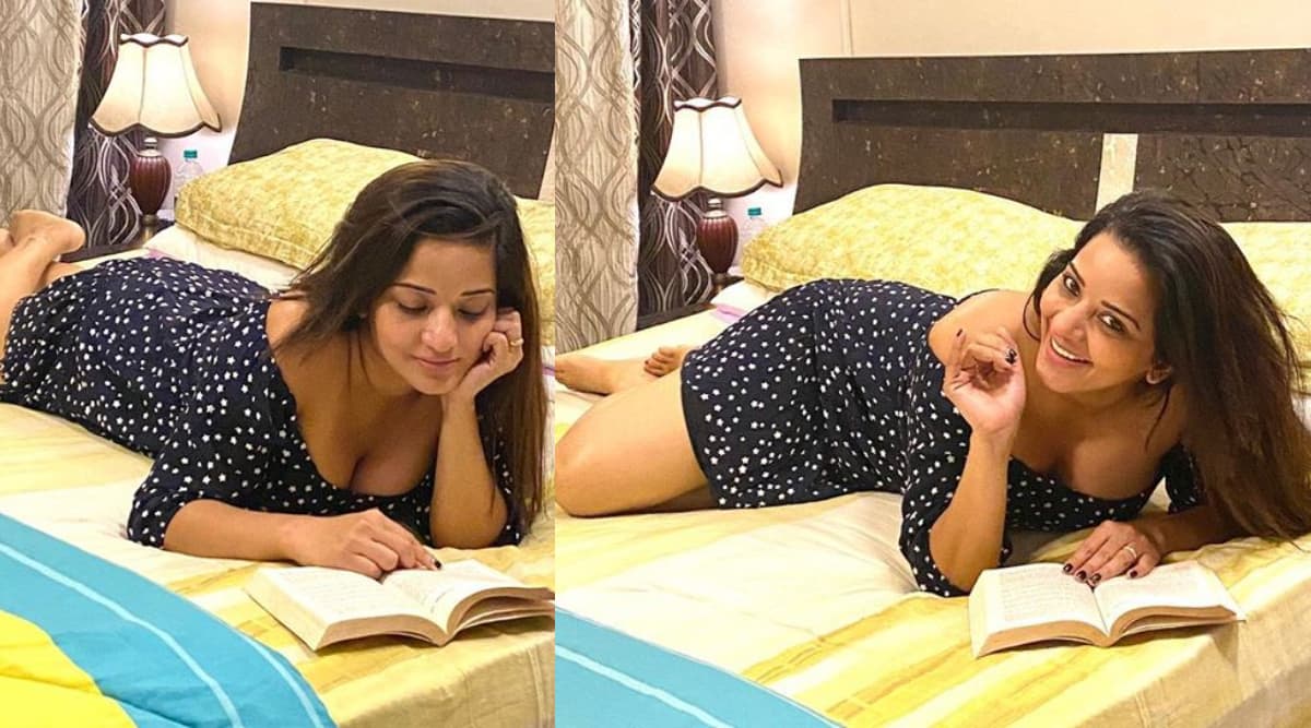 Monalisa Hot Photos: भोजपुरी एक्ट्रेस मोनालिसा ने बुक पढ़ते हुए फोटो किया शेयर तो अंदाज देख फैन्स हो गए दीवाने Monalisa Hot Photos: भोजपुरी एक्ट्रेस मोनालिसा ने बुक पढ़ते हुए फोटो किया शेयर तो अंदाज देख फैन्स हो गए दीवाने