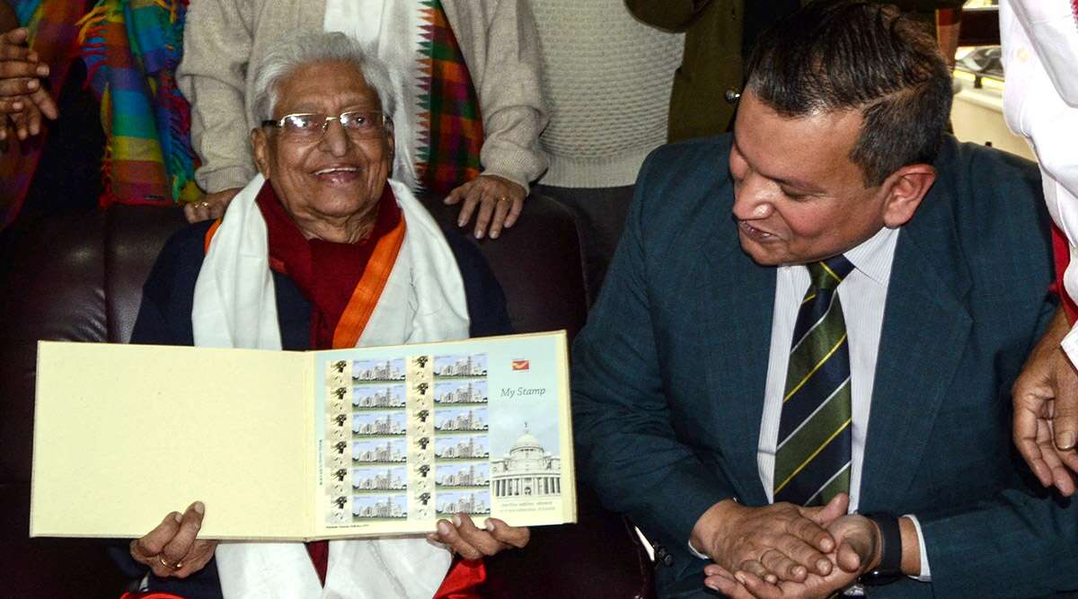 पूर्व फुटबॉलर चुन्नी गोस्वामी का कार्डियक अरेस्ट से हुआ निधन, पद्मश्री पुरस्कार से किया जा चुका है सम्मानित पूर्व फुटबॉलर चुन्नी गोस्वामी का कार्डियक अरेस्ट से हुआ निधन, पद्मश्री पुरस्कार से किया जा चुका है सम्मानित