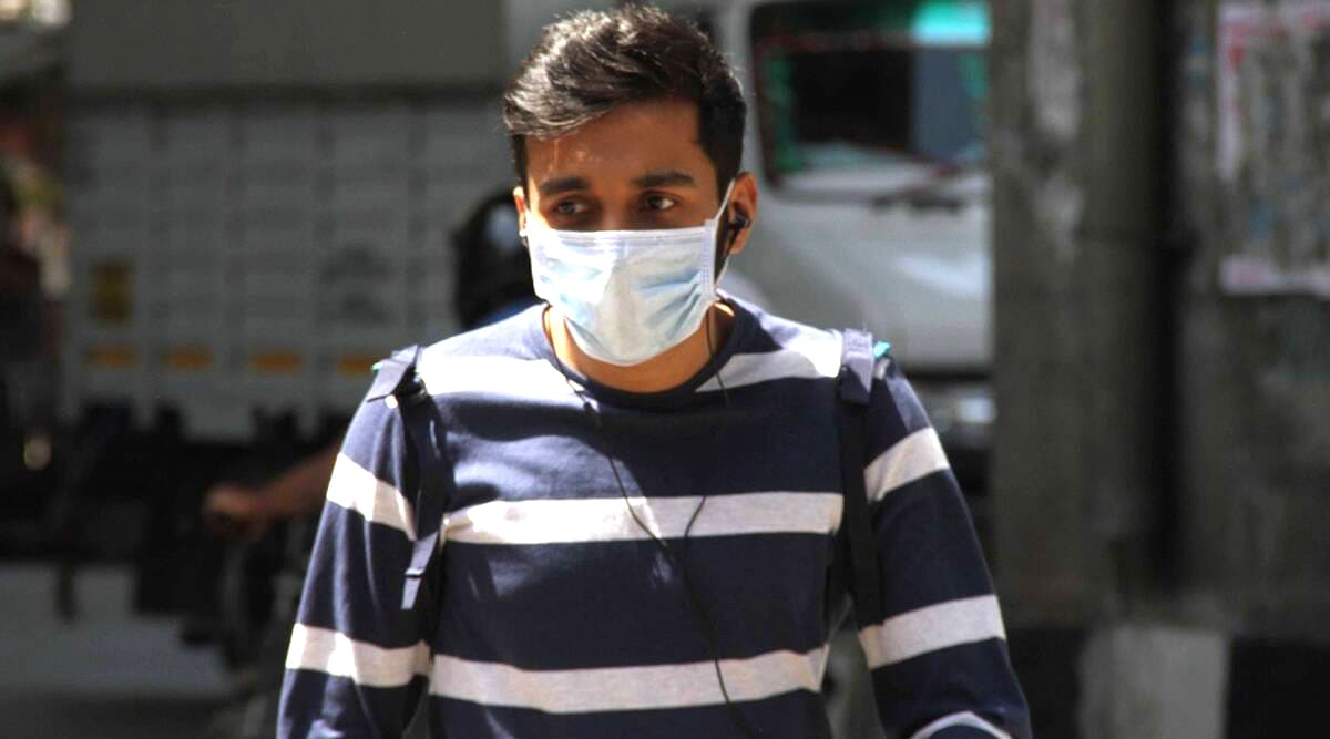 Coronavirus: महाराष्ट्र सरकार का फैसला- आने वाले कुछ महीनों के लिए मंत्रालय में बिना फेस मास्क के नहीं मिलेगी एंट्री Coronavirus: महाराष्ट्र सरकार का फैसला- आने वाले कुछ महीनों के लिए मंत्रालय में बिना फेस मास्क के नहीं मिलेगी एंट्री