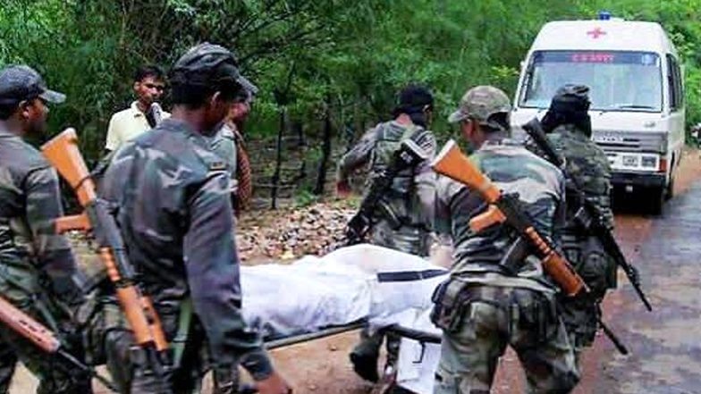 छत्तीसगढ़ के बीजापुर में नक्सलियों और सुरक्षाबलों के बीच मुठभेड़, CRPF का एक जवान शहीद