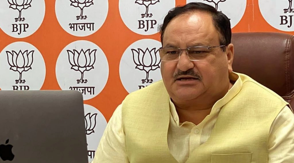 जेपी नड्डा ने कहा है कि ममता बनर्जी दूसरी सीट से लड़ने का मन बना रही हैं.