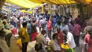 तमिलनाडु के फूल बाजार में लॉकडाउन के दौरान नियमों की उड़ी धज्जियां, उमड़ी लोगों की भीड़