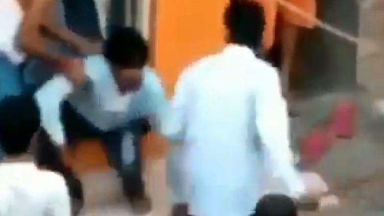 कांग्रेस ने बीजेपी कार्यकर्ता पर लगाया सूरत में मजदूरों से 3 गुना अधिक किराया वसूलने और मारपीट का आरोप, पार्टी ने किया खारिज