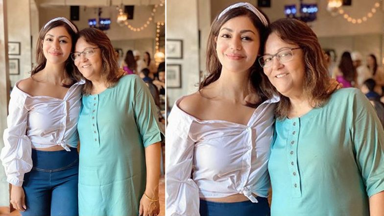 Mother’s Day 2020: देबिना बनर्जी ने मदर्स डे के मौके पर बताया किस तरह उनकी मां ने उनके लिए सिला था 'बाजीगर' का आउटफिट