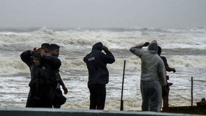 Cyclone Amphan: अगले 12 घंटे में चक्रवाती तूफान 'अम्फान' की रफ्तार हो सकती है तेज, ओडिशा और पश्चिम बंगाल में भारी बारिश की संभावना