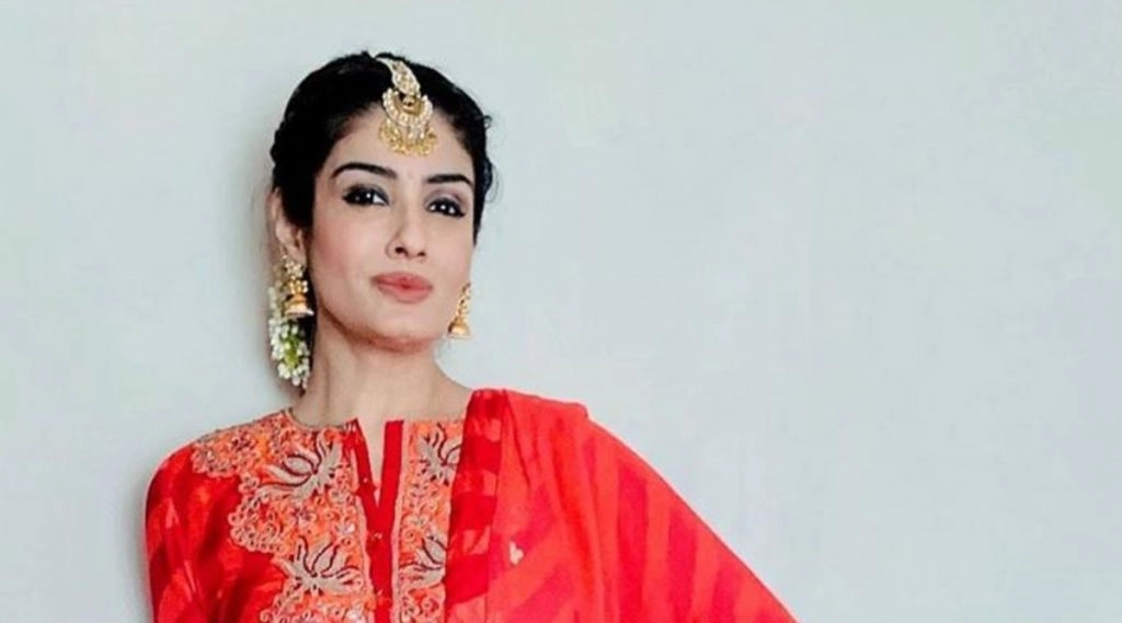 बॉलीवुड एक्ट्रेस Raveena Tandon ने कहा- Delhi सांस के लिए लगभग हांफ रही है