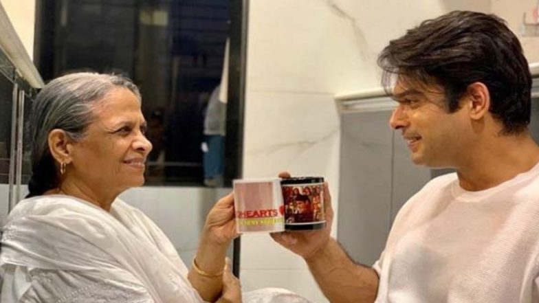 Mothers Day Special: सिद्धार्थ शुक्ला ने सोशल मीडिया पर शेयर की तस्वीर, कहा- मां जो भी बनाती हैं, खास होता है