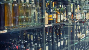 Haryana: अवैध शराब की 1,000 पेटियां जब्त, दो आरोपी गिरफ्तार