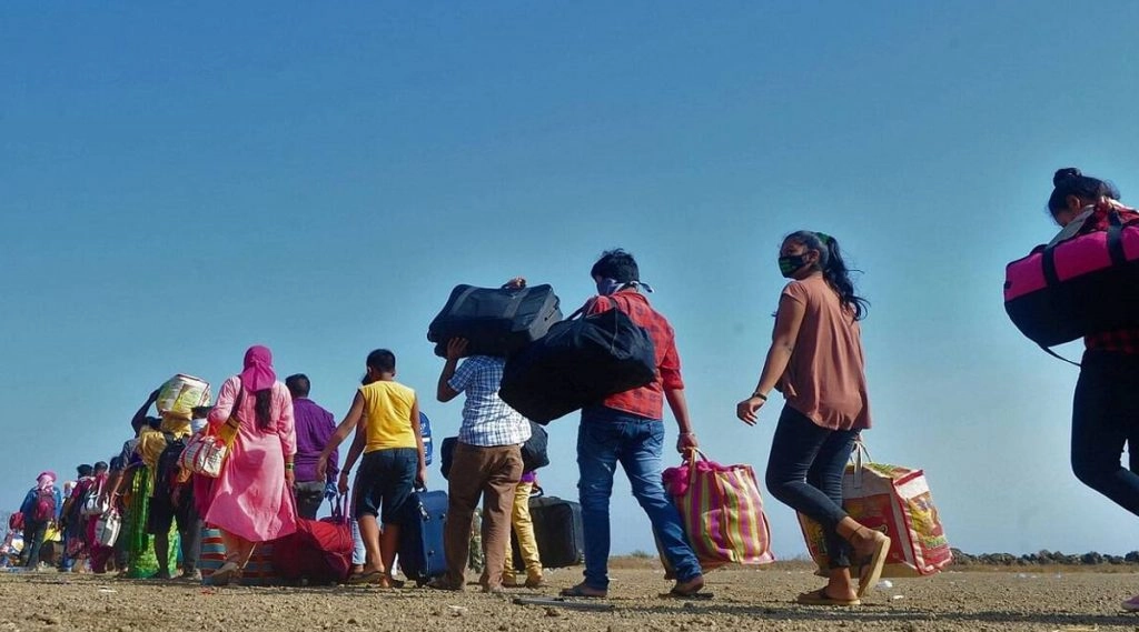 यूपी: प्रवासियों के लिए नई गाइडलाइन, लक्षण नहीं होने पर 7 दिन का होम क्वारंटाइन अनिवार्य