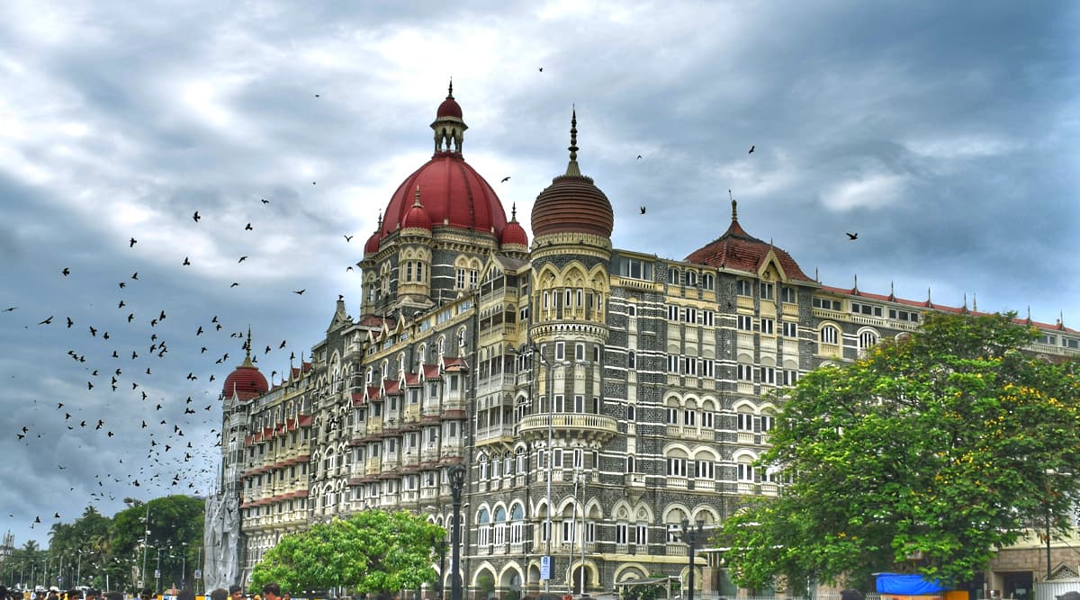 मुंबई के ताज होटल को पाकिस्तान से मिली बम से उड़ाने की धमकी, बढ़ाई गई सुरक्षा