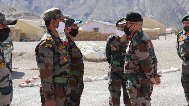 पाक एयरफोर्स चीनी लड़ाकू विमान JF-17 के साथ कर रही रात में युद्धाभ्यास, भारत हुआ चौकन्ना