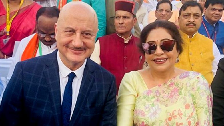 किरण खेर को जन्मदिन की बधाई देते हुए अनुपम खेर ने इस बात के लिए मांगी माफी, पढ़ें उनका ये पूरा ट्वीट