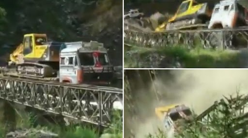 उत्तराखंड: चीन सीमा को जोड़ने वाला पुल टूटा, भारी भरकम मशीन लेकर जा रही ट्रक नदी में गिरी- देखें वीडियो