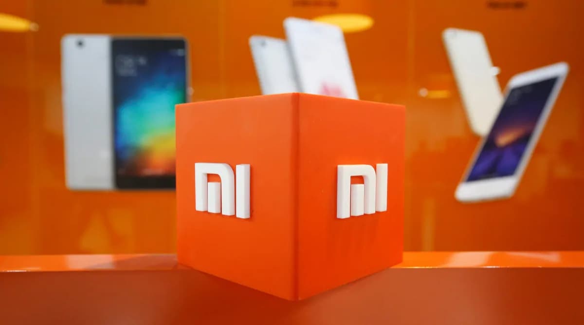 कंपनी का लोगो हटाने में जुटी Xiaomi, स्टोर्स पर लिखा 'मेड इन इंडिया'