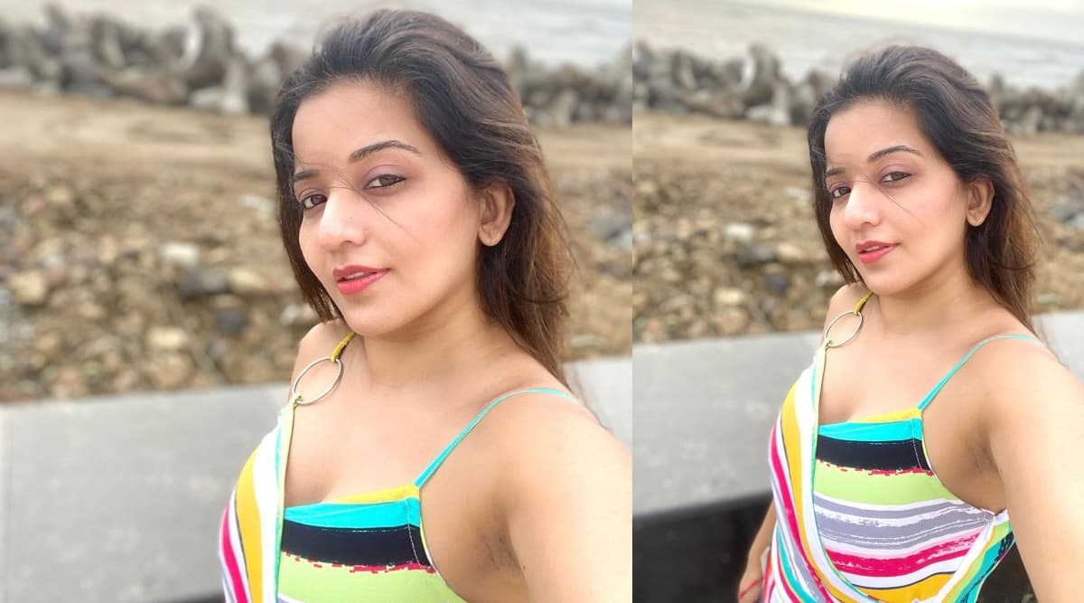 Monalisa Bold Photos: मोनालिसा की लेटेस्ट फोटो कर देगी घायल, खूबसूरती चुरा रही है सबका दिल