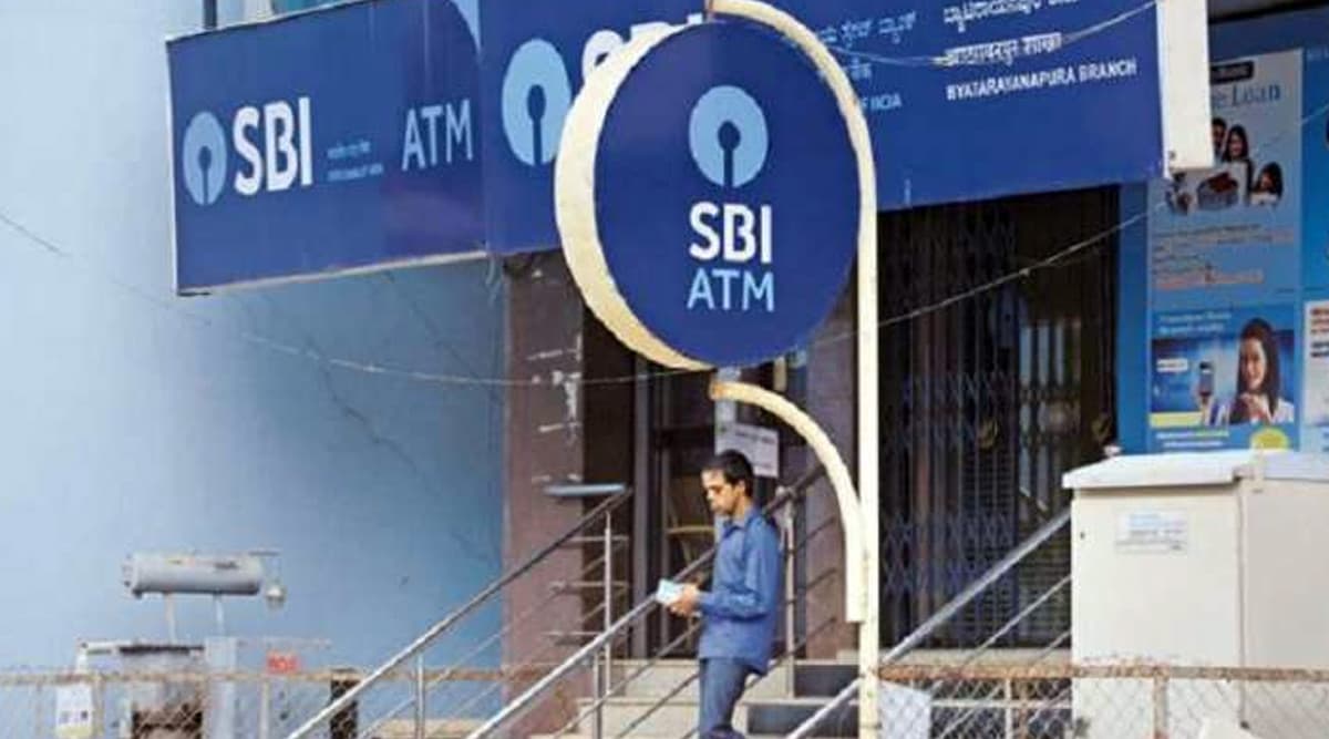 SBI ग्राहक ध्यान दें! 1 जुलाई से ATM से कैश निकालना हो जाएगा महंगा, यहां पढ़ें डिटेल्स SBI ग्राहक ध्यान दें! 1 जुलाई से ATM से कैश निकालना हो जाएगा महंगा, यहां पढ़ें डिटेल्स