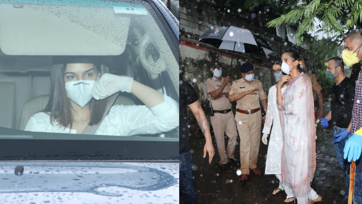 Sushant Singh Rajput Funeral: सुशांत सिंह राजपूत को अंतिम विदाई देने परिवार के साथ श्रद्धा कपूर और कृति सेनन पहुंची Sushant Singh Rajput Funeral: सुशांत सिंह राजपूत को अंतिम विदाई देने परिवार के साथ श्रद्धा कपूर और कृति सेनन पहुंची