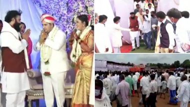 कर्नाटक: स्वास्थ्य मंत्री बी. श्रीरामुलु ने फिर उड़ाईं सरकारी गाइडलाइन की धज्जियां, बिना मास्क के शादी में पहुंचे
