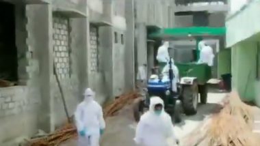 तेलंगानाः डॉक्टर ने पेश की इंसानियत की मिसाल, COVID-19 पॉजिटिव के मरीज का शव को ट्रैक्टर से पहुंचाया शमशान घाट, VIDEO