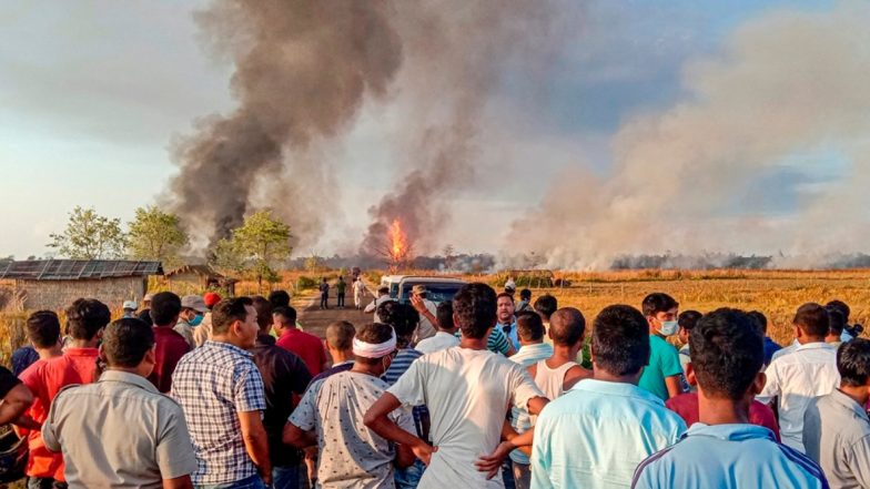 Fire at a Studio in Goregaon: मुंबई के गोरेगांव स्थित स्टूडियो में लगी भीषण आग, मौके पर पहुंची 8 दमकल विभाग की गाड़ियां
