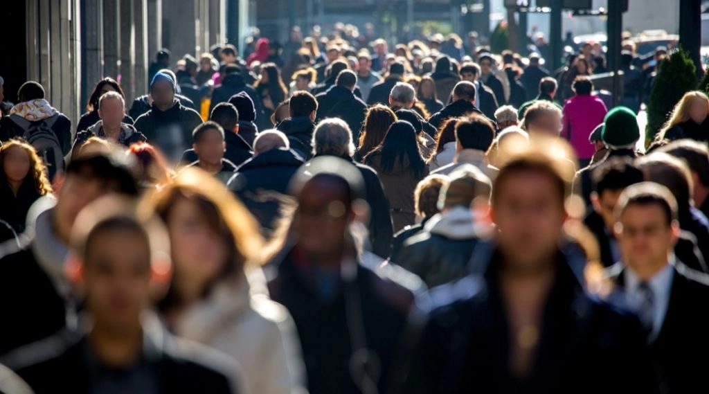 जनसंख्या में तेज वृद्धि के चलते हो रहा है जनसांख्यिकीय परिवर्तन, उत्तराखंड सरकार की चेतावनी