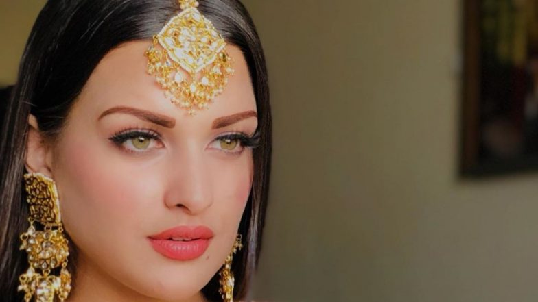 'बिग बॉस 13' फेम हिमांशी खुराना ने अपनी तबीयत बिगड़ने के बाद कराया कोरोना वायरस टेस्ट, कहा- जल्द रिपोर्ट्स शेयर करूंगी 