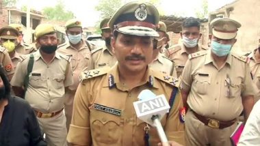 कानपुर एनकाउंटर: UP पुलिस की बड़ी कार्रवाई, चौबेपुर थाने के सभी 68 पुलिसकर्मी लाइन हाजिर, हिस्ट्रीशीटर विकास दुबे का अभी भी नहीं मिला कोई सुराग
