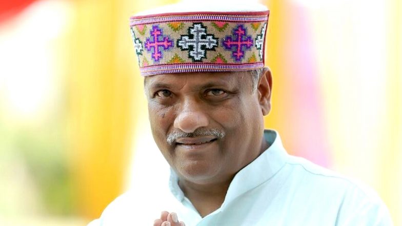 Himachal Minister Sukhram Chaudhary Corona Positive: हिमाचल के बिजली मंत्री सुखराम चौधरी कोरोना पॉजिटिव, अस्पताल में भर्ती