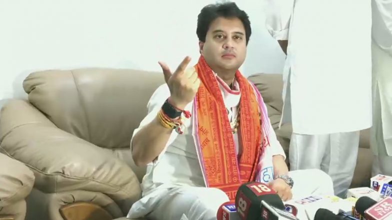 Madhya Pradesh Politics: बीजेपी के दो दिग्गज नेता ज्योतिरादित्य सिंधिया और नरेंद्र सिंह तोमर के बीच बढ़ रही है दूरी