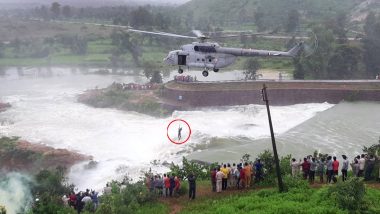 IAF Chopper Rescued a Man: पानी के तेज बहाव में फंसे शख्स को वायुसेना ने किया रेस्क्यू, IAF चॉपर ने ऐसे बचाई जान- देखें Video