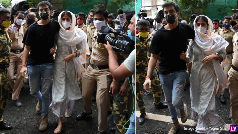 Rhea Chakraborty to be in Jail till 20th October: रिया चक्रवर्ती और शोविक चक्रवर्ती की न्यायिक हिरासत 20 अक्टूबर तक बढ़ी, स्वरा भास्कर ने कहा- इन्हें रिहा करो